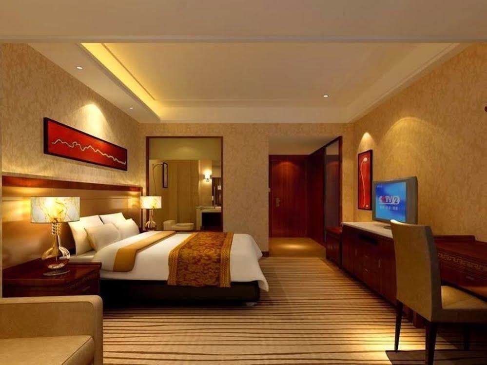 New Beacon Runfeng International Hotel 武汉 外观 照片