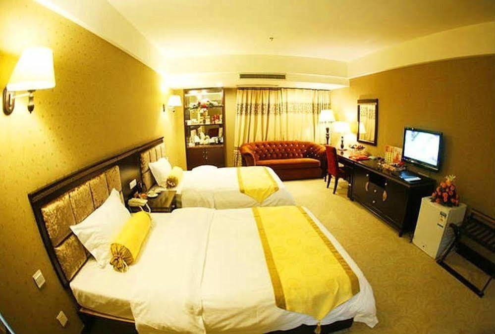 New Beacon Runfeng International Hotel 武汉 外观 照片