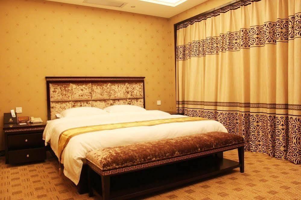 New Beacon Runfeng International Hotel 武汉 外观 照片