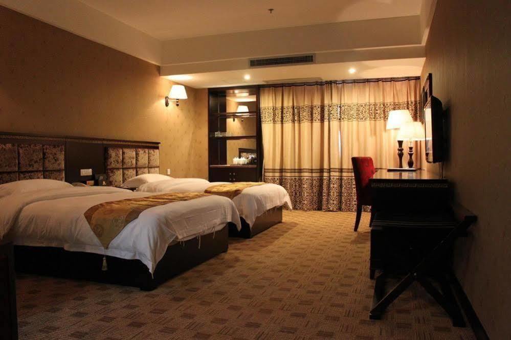 New Beacon Runfeng International Hotel 武汉 外观 照片