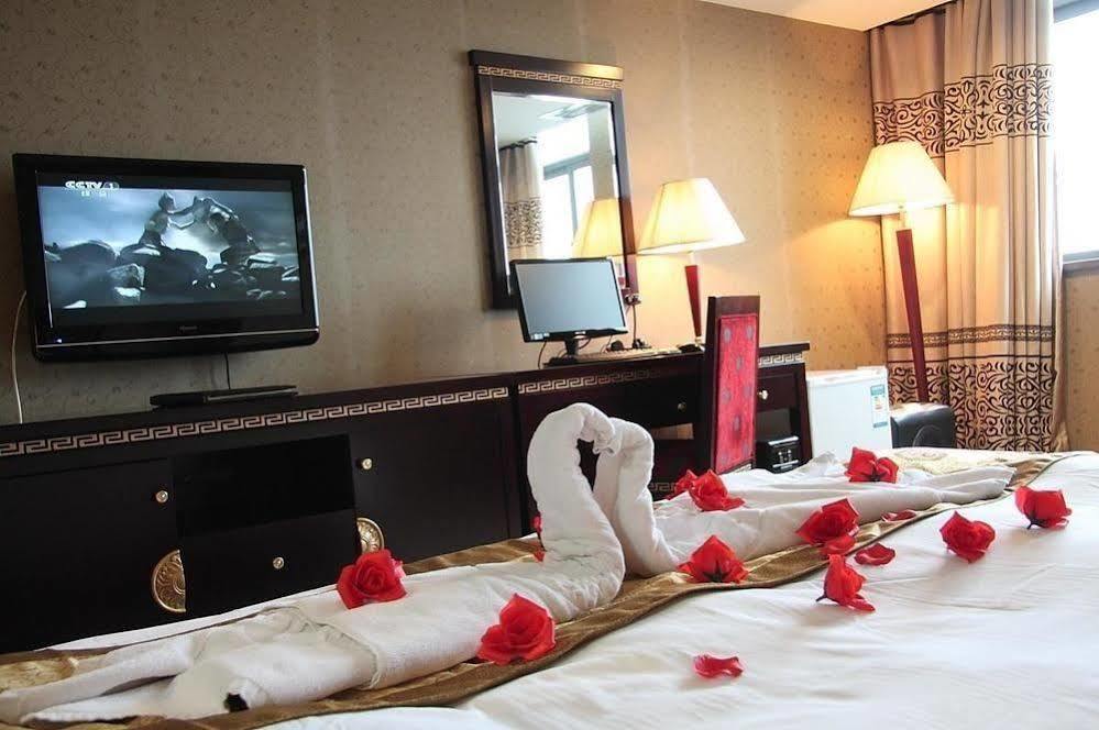 New Beacon Runfeng International Hotel 武汉 外观 照片