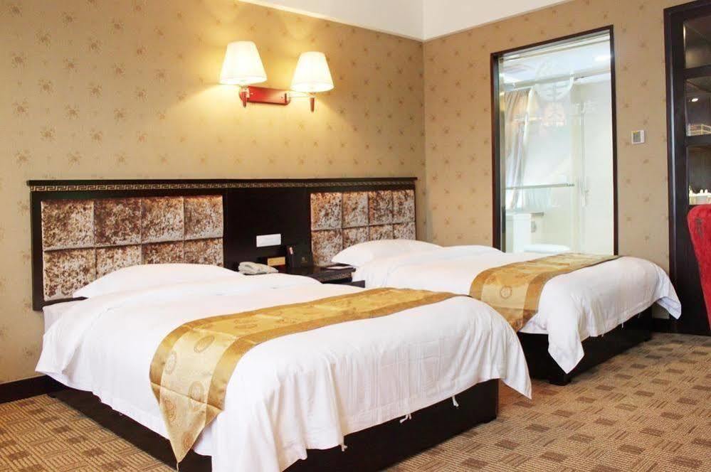 New Beacon Runfeng International Hotel 武汉 外观 照片